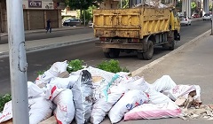متابعة اعمال النظافة بنطاق الحي 