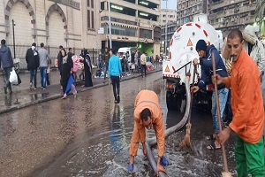 شفط مياة الأمطار من شوارع الحي