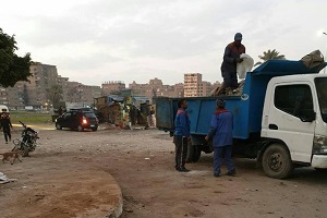 متابعة رئيس الحي لحملات النظافة