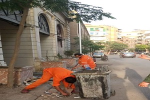 أعمال نظافة بالحي