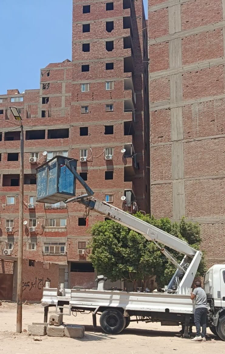 الاستجابة الفورية لشكاوى المواطنين لتحسين مستوى الإضاءة بالحي