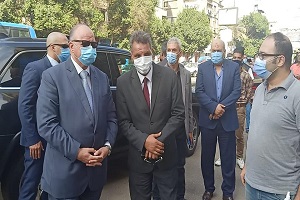 Cairo Governor inspects polling stations on second day of parliamentary elections 