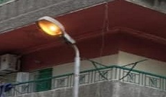 توصيل الكهرباء لجميع اعمدة الانارة بشارع سطوحى