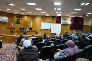 مدير مديرية التربية والتعليم يناقش سبل تطوير الآداء والورش والمعامل في المدارس بالتعليم الفني