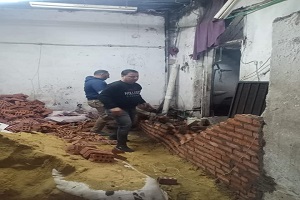 إزالة أعمال مخالفة بشارع بورسعيد
