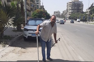 حملة لرفع الحواجز الحديدية بشارع النزهة والاشغالات بشارع السيد الميرغني