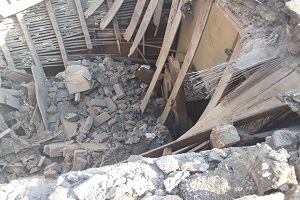معاينة انهيار سقف عقار بالقللي