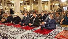 cairo_gov_gomaa_prayer.jpg