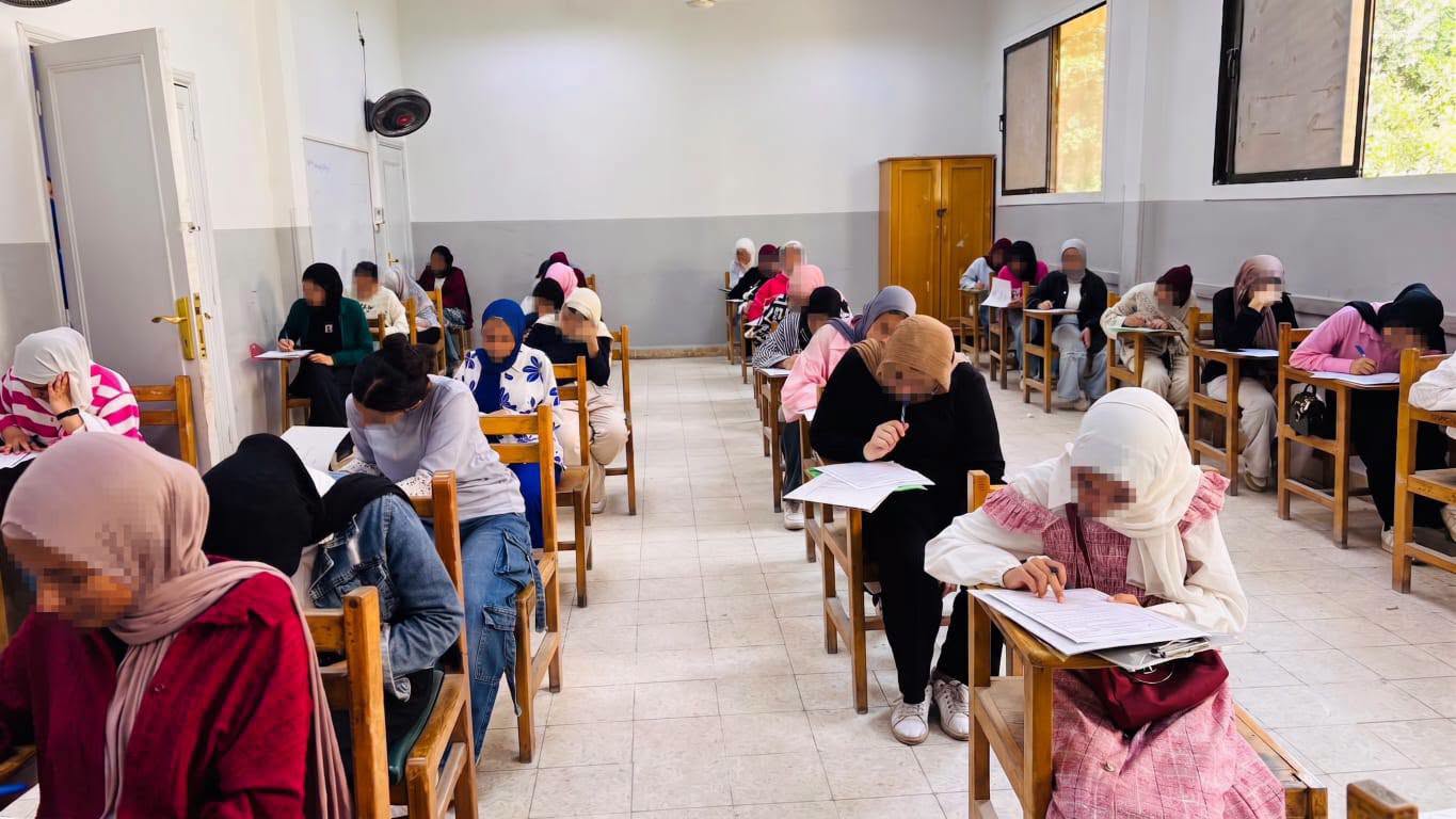 انطلاق اختبارات كشف الهيئة للطلاب المتقدمين بمدارس التمريض بالقاهرة 