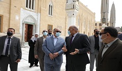Cairo Governor inspects Hussein Mosque after renovations 