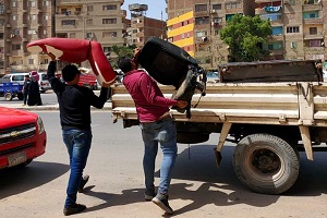 حملة لرفع الاشغالات بشارع 6 أكتوبر