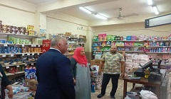  متابعة منافذ توزيع المواد الغذائيةبنطاق الحى 