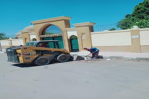 أعمال نظافة بالحي