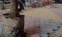 متابعة تطوير وتركيب بلاط الانترلوك بشارع المسجد 