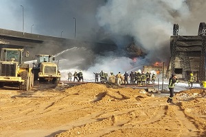 cairo_ismailia_road_fire2.jpg
