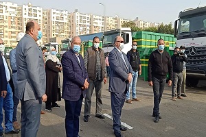 Cairo Governor inspects new equipment at Cairo's Cleaning Authority
