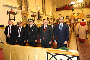 Cairo Gov. witnesses Armenian Catholic Christmas celebration 