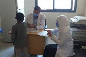 إطلاق قافلة طبية متعددة التخصصات بنطاق الحي