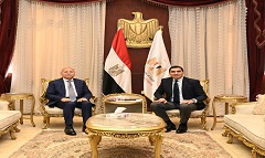 وزير الشباب ومحافظ القاهرة يبحثان إطلاق فعاليات رياضية بالعاصمة