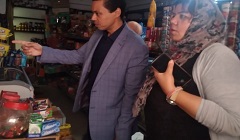 المرور على الهايبر ماركت والمحلات الموجودة بنطاق الحي 