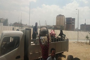 حملات مستمرة لرفع الاشغالات بكافة الميادين والشوارع بالحي