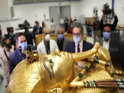 وزير السياحة والآثار يتابع أخر مستجدات أعمال المتحف المصري الكبير