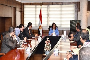 وزيرة التخطيط: بحث كيفية تمكين الخريجين بالإدارات المناسبة لإمكانياتهم