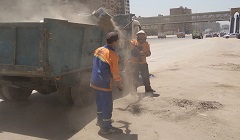 تجريد شارع ٦ اكتوبر وكنس الشوارع الداخلية بكفر الشرفا
