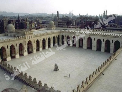جامع الحاكم بأمر الله .. ثاني أكبر مساجد القاهرة