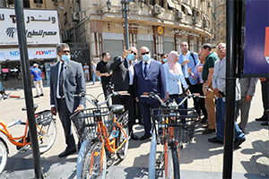 Cairo Governor inspects model of Cairo Bike Project station 