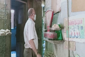 متابعة الأعمال اليومية بالحي 