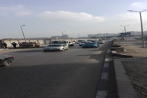 تطهير البالوعات بشارع الأوتوستراد