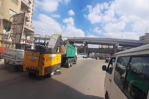 متابعة ورفع مخلفات الرتش والقمامة من الشوارع 