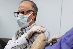 Egypt_awaits_vaccine.jpg