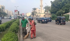 رفع مخلفات القمامة بنطاق الحى