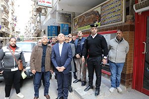 محافظ القاهرة يشرف على أعمال إزالة عقار غير مرخص بمنطقة الزيتون 