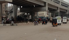 متابعة اعمال نظافة ورفع المخلفات من ميدان المطرية