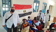 Medical_envoy_arrives_in_Sudan.jpg