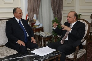 وصول محافظ القاهرة الجديد.jpg
