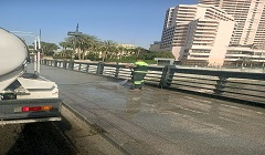 رفع كفاءة النظافة بكوبري قصر النيل