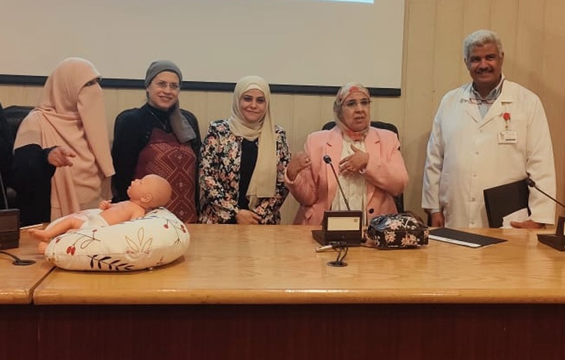 «المستشفيات التعليمية» تعزز برامج دعم الرضاعة الطبيعية وصحة الأم والطفل
