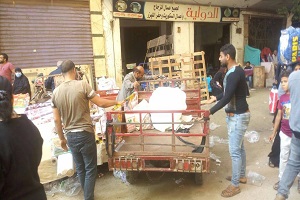 رفع الاشغالات من سوق الثلاثاء بشارع البترول 
