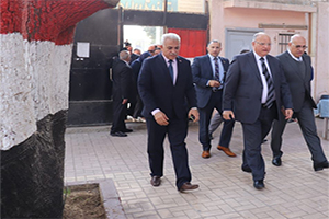 Cairo governor inspects third preparatory mid-term exams  