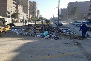 متابعة رئيس الحي لحملات النظافة 