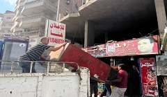حملة لرفع كافة الإشغالات ببعض المناطق بالحي