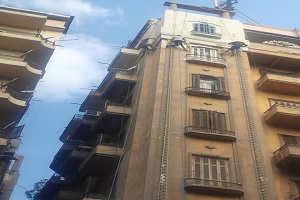 دهان واجة عقار بشارع التحرير