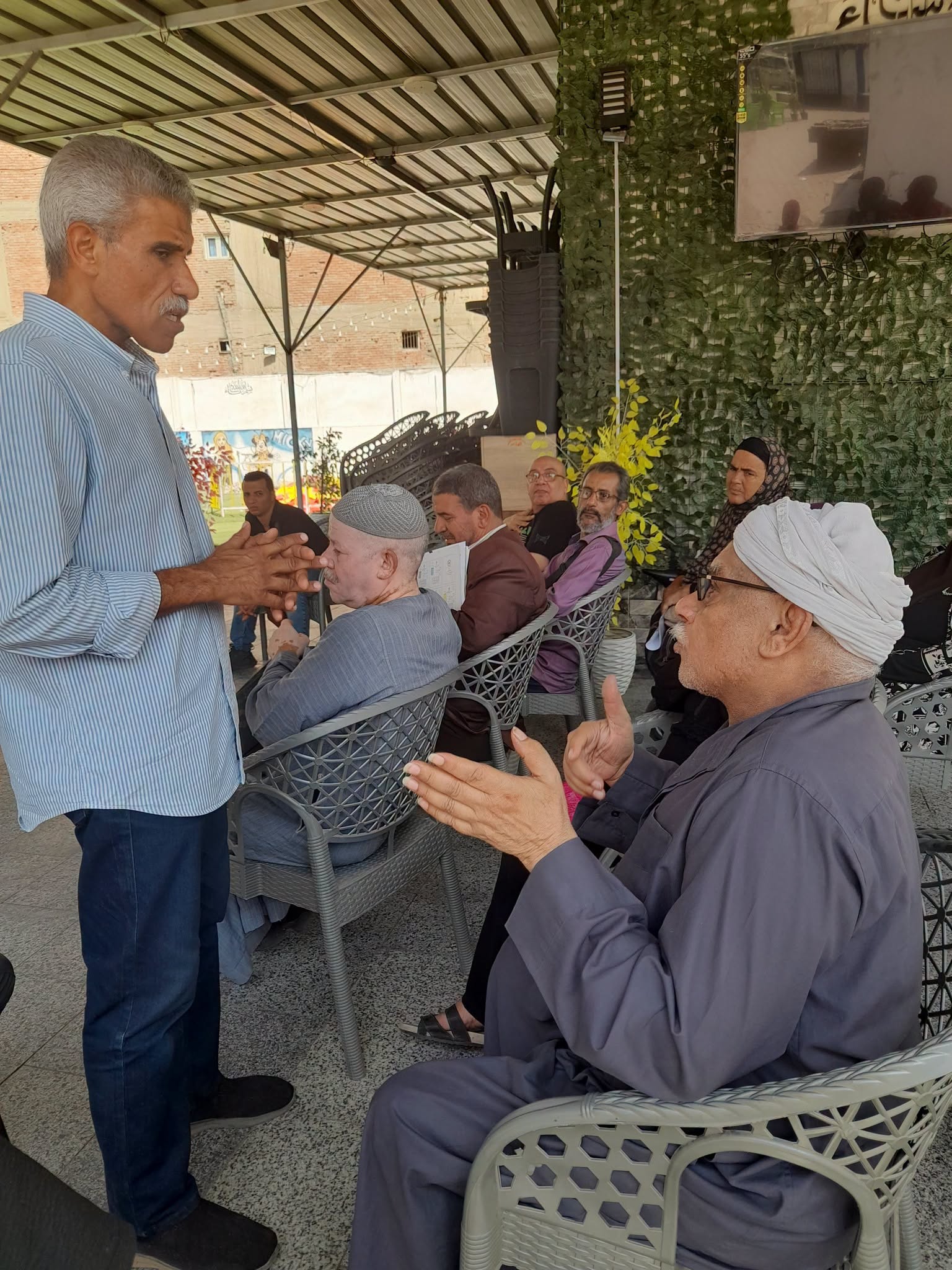 عقد اللقاء الإسبوعي مع المواطنين بحي دار السلام