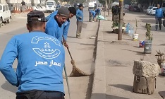 متابعة اعمال النظافة على مدار اليوم 