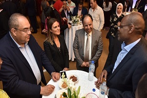 وزيرا المالية والإستثمار ينظمان لقاء مع مسئولي النقد والبنك الدوليين.jpg