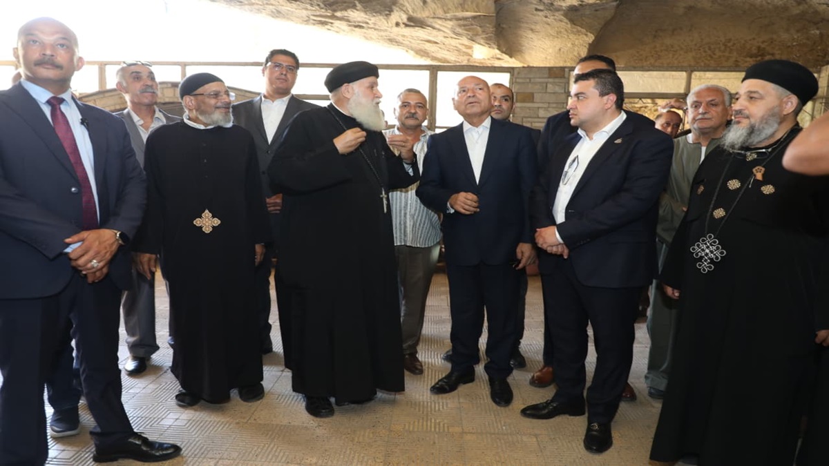 Cairo Governor Visits Monastery of St. Samaan El-Kharraz in Manshiyet Nasser